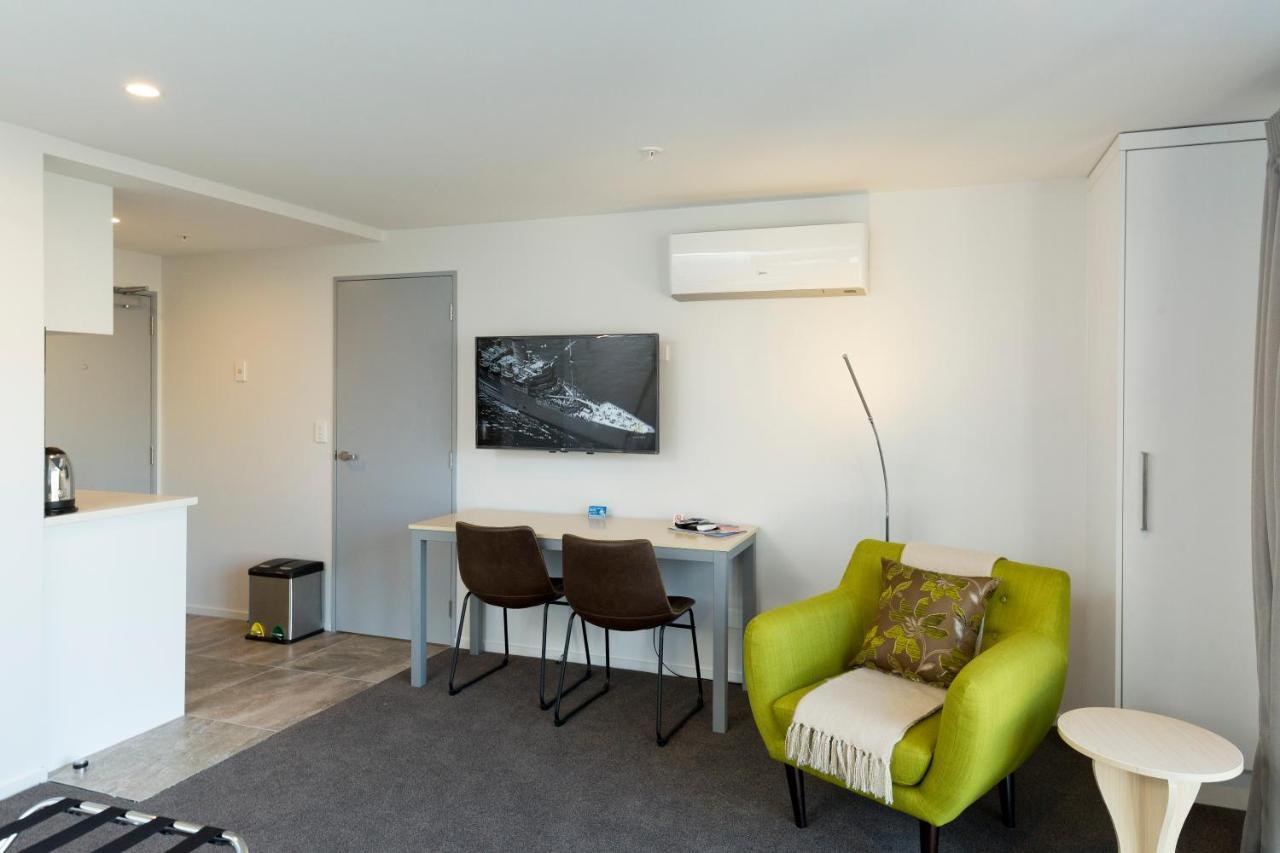 2 On Whiteleigh And 239 On Lincoln Motel Christchurch Quarto foto A typical one-bedroom apartment at the hotel